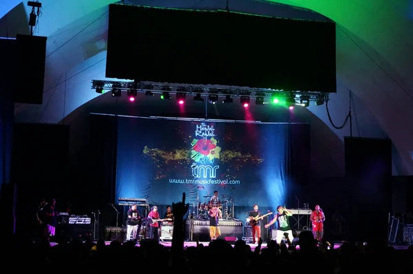 Waikiki Oahu February 2013 Band Plays Stage Mayjah Rayjah Concert — Stock Photo, Image