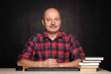  Yaşlılıkta eğitim almak