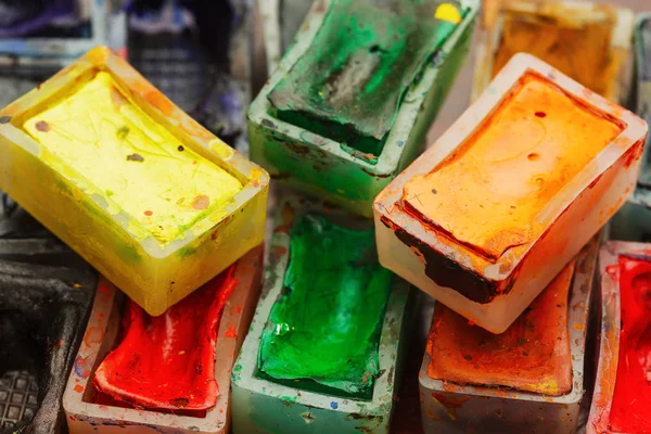Old watercolor paints. — Stock Photo, Image