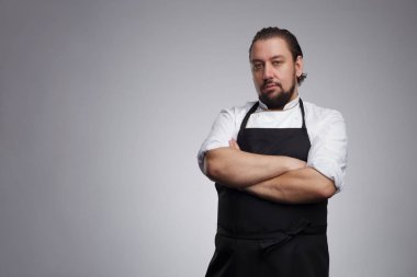  Karmaşık yemekleri pişirme için hazırlık.