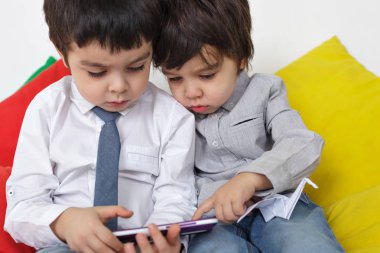  Çocukluk çağında modern teknikleri.