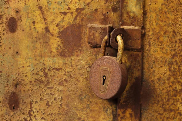 Old, rusty lock — Stock Photo, Image