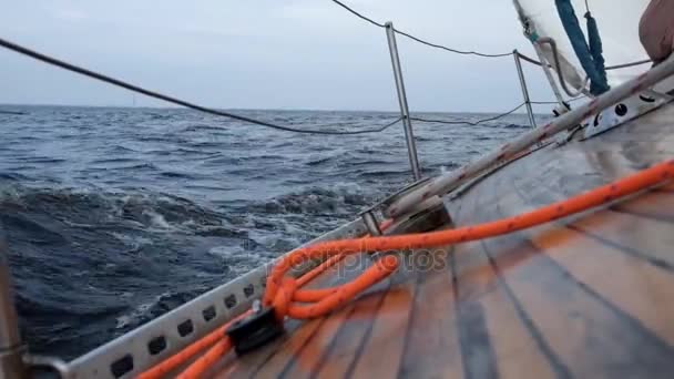 Sailing yacht in osean or sea — Stock Video