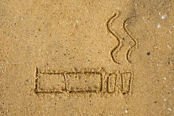 31 maggio Giornata Mondiale Senza Tabacco. No Smoking Day Awareness. Segno disegnato sulla sabbia sulla spiaggia — Foto Stock