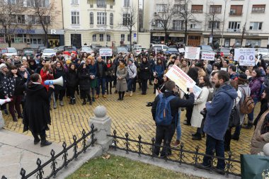 Istanbul sözleşmesi yeniden şiddet önleme onaylanması