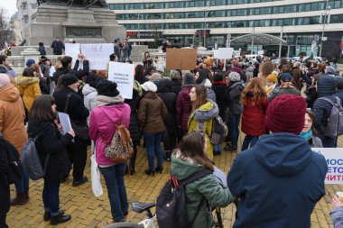 Istanbul sözleşmesi yeniden şiddet önleme onaylanması
