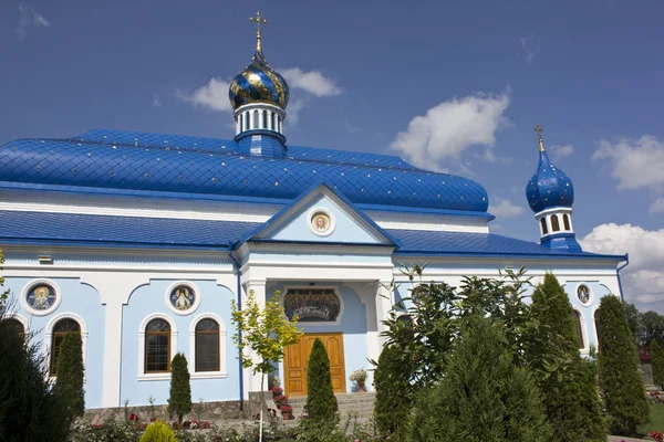 Refektorium des Klosters der heiligen Himmelfahrt "Bündel". — Stockfoto