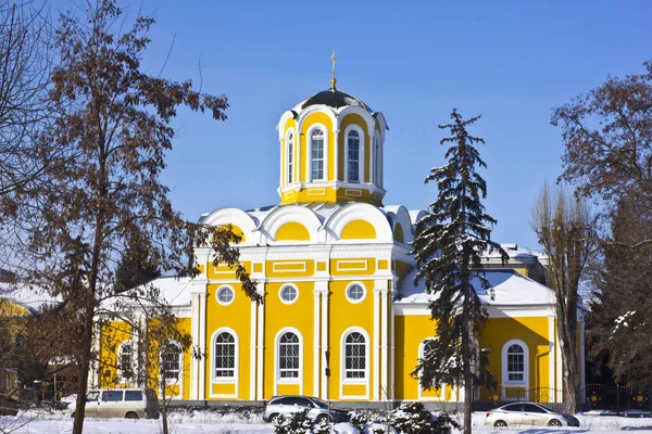 Église orthodoxe Saint-Michel à Tchernigov — Photo