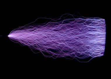 Havadaki bir kıvılcım deşarj tarafından oluşturulan bu kıvılcım deşarj. . Öğrencinin projesi.