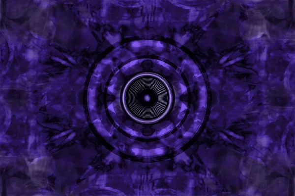 紫色の背景にオーディオ スピーカー — ストック写真