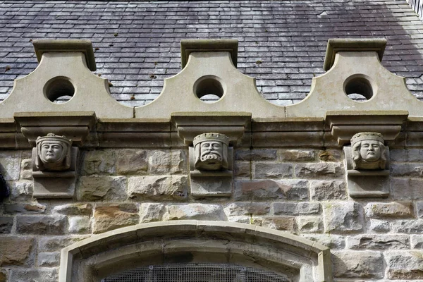 Clyne Chapel Geschnitzte Steinköpfe Mumbles Swansea Wales Großbritannien — Stockfoto