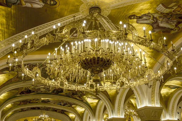 Belgrade Serbia February 2020 Golden Chandelier Frescoes Arches Crypt Orthodox — Stock Photo, Image