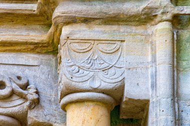 Thuringia Almanya'da Paulinzella Manastırı Harabeleri