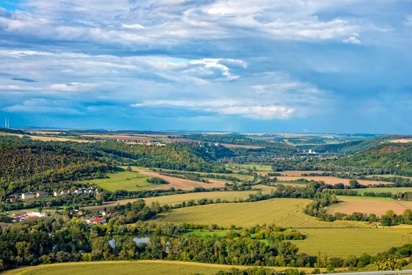 Vista sobre el Saaletal hacia Dornburg — Foto de Stock