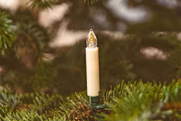 Details of a decorated Christmas tree — Stockfoto