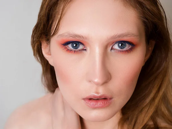 Krásná Žena Model Stylovým Make Upem Glamour Headshot — Stock fotografie
