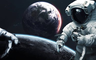 Dünya 'nın Ay' dan görünüşü. Uzayda astronotlar. Ögeler