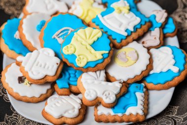 Çocuk doğum günü için çerezler 