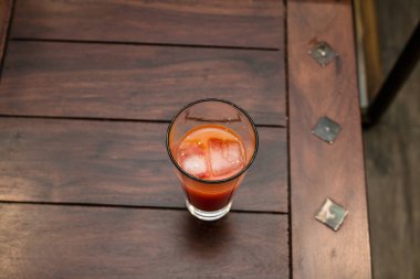 buz ile taze portakal suyu