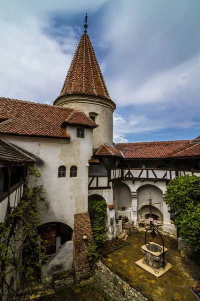 ブラン ルーマニア 5月10 2019 ブランのアール ヴラド ドラキュラの中世の城 ドラキュラ城 ブラゾフ トランシルヴァニア — ストック写真