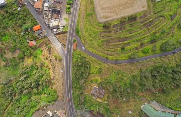 Luchtfoto van groene velden In Banos, Ecuador — Stockfoto