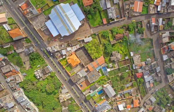 Banos De Agua Santa dron varoşlarda görünümü, Ecuador — Stok fotoğraf