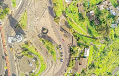 Panecillo heykel hava dron görüntü