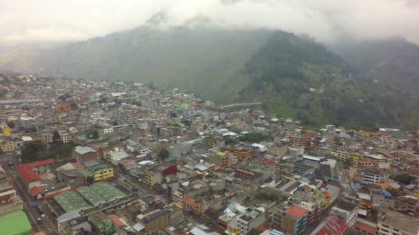 Görünümü Banos Agua Santa Tungurahua Province Güney Amerika Dağlar Gözlemleyerek — Stok video