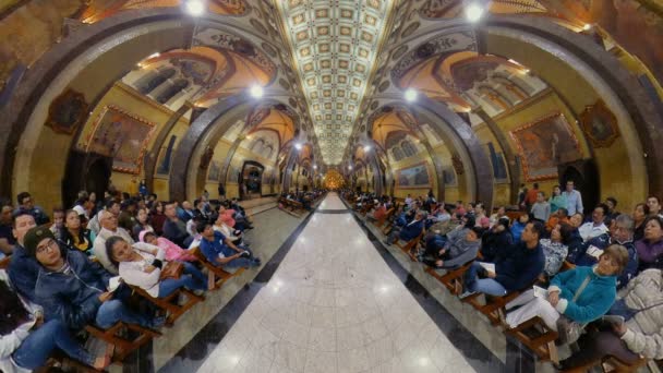 Psychedelic View Of Interior Basilica De La Reina Del Rosario De Banos De Agua Santa Ecuador — Stockvideo