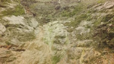 Küçük nehir düşük açılı vurdu Güney Ekvator altın madenciliği alanında