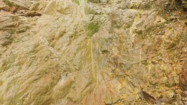 Små Floden Låg Vinkel Skott Ett Guldbrytning Område Södra Ecuador — Stockvideo