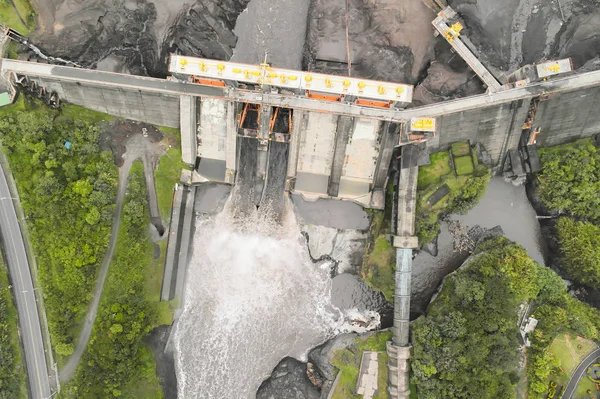 Einzigartiger Blick Aus Der Luft Auf Leeren Staudamm — Stockfoto