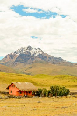 sincholagua volkanı 4893 m Cotopaxi Ulusal Park Ekvatorundan izlendi