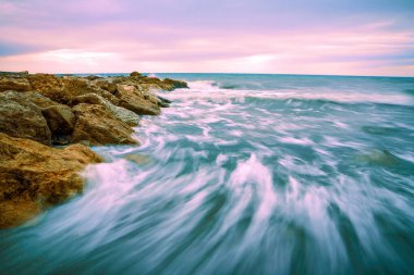 Kalibreli expodisk ile ölçülen ham dosyadan uzun süre canlı renge maruz kalma gün batımı senaryosu