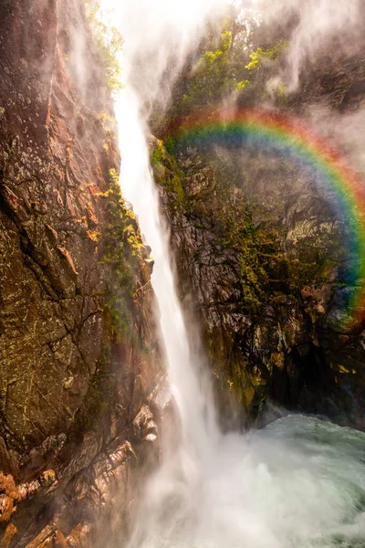 Arco Íris Sobre Cachoeira Pailon Del Diablo Equador — Fotografia de Stock