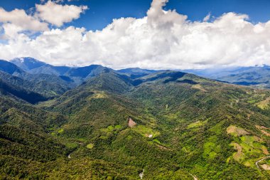 Yüksek İrtifa Helikopteri Llanganates Ulusal Parkı Tungurahua Eyaleti Ekvador 'unda çekildi