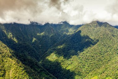 Yüksek İrtifa Helikopteri Llanganates Ulusal Parkı Tungurahua Eyaleti Ekvador 'unda çekildi