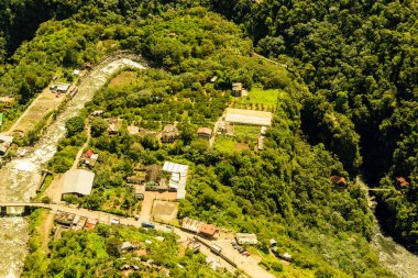 Rio Verde Köyü Ekvador And Dağları Hava Çekimi