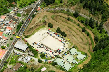 Banos Tungurahua Bölgesinde Halka Açık Bir Olayın Yüksek İrtifa Görüntüsü