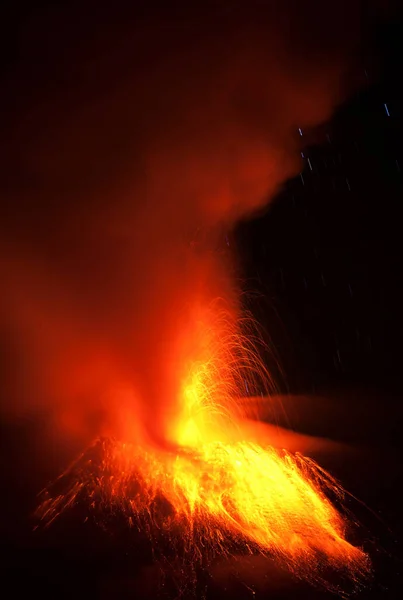 Tungurahua Volcano Eruption 2010 Ecuador South America 2Am Local Time — Stock Photo, Image