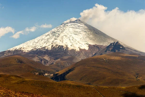 South Edge Cotopaxi Eruption Κατά Διάρκεια Του 2015 Ανάφλεξη Εκπομπών — Φωτογραφία Αρχείου