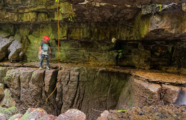 Grupo Exploradores Cueva Mayei Ecuador Larga Exposición — Foto de Stock