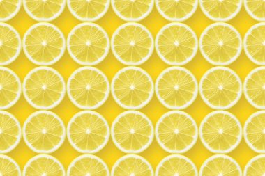 limon dilimleri üzerine sarı