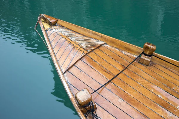 Old wooden boat — Stock Photo, Image