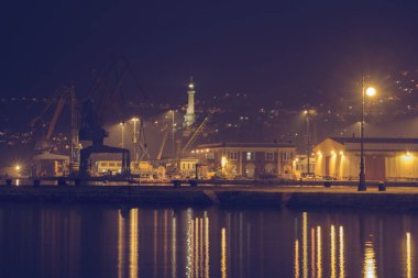 gece liman bölgesi