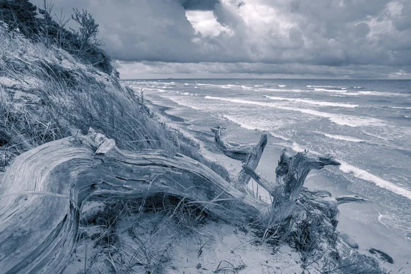 Dramatik fırtınalı deniz manzarası — Stok fotoğraf