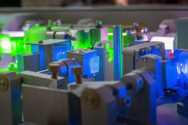 Lazer sistemi devrede