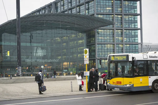 Berlin 'deki merkez istasyon — Stok fotoğraf