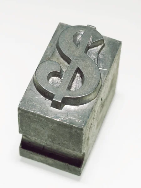 詳細米ドル記号白に隔離された金属レタープレス型ブロック — ストック写真