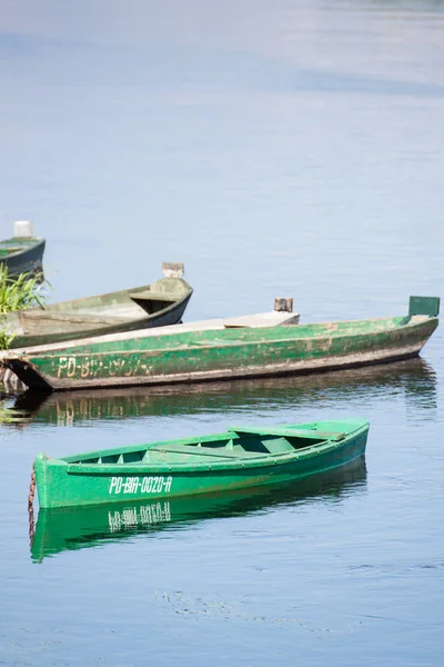 Eski ahşap tekneler Narew Narew Nehri üzerinde 